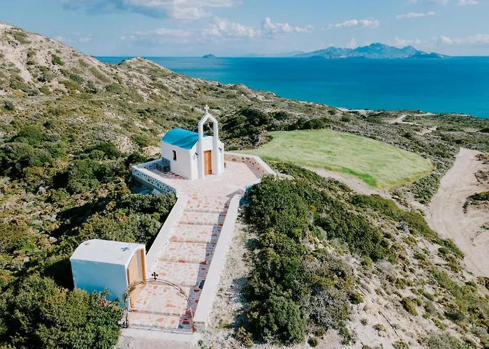 The Three Graces * Antimachia