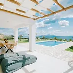 Villa The Three Graces *