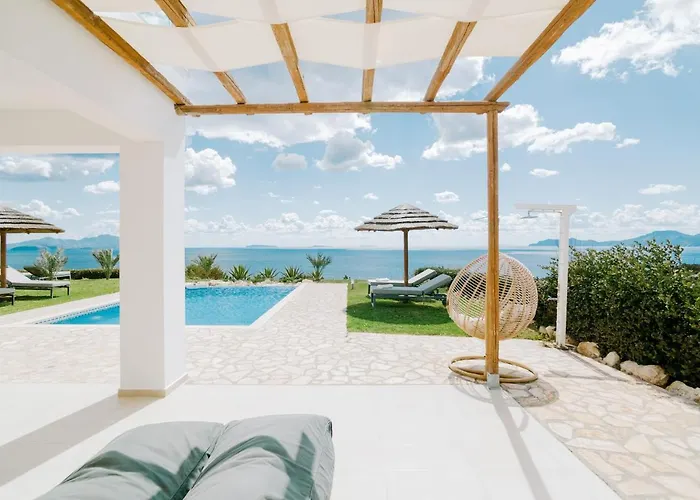 The Three Graces * Andimáhia