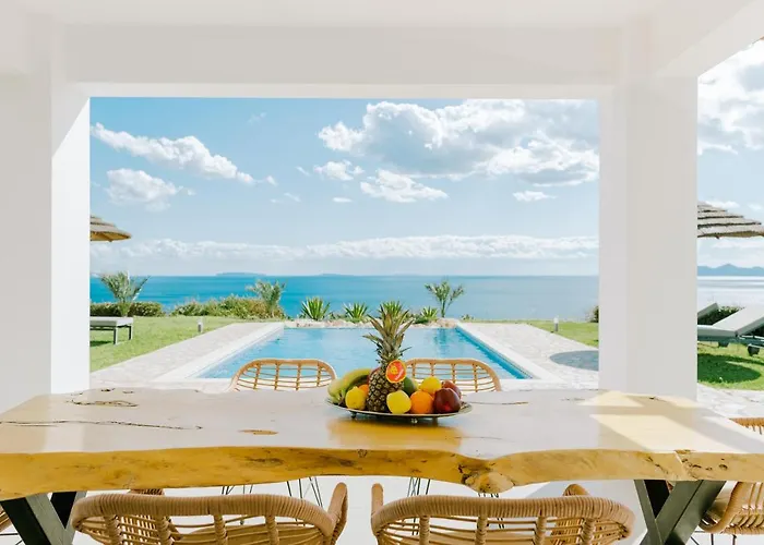 The Three Graces * Andimáhia